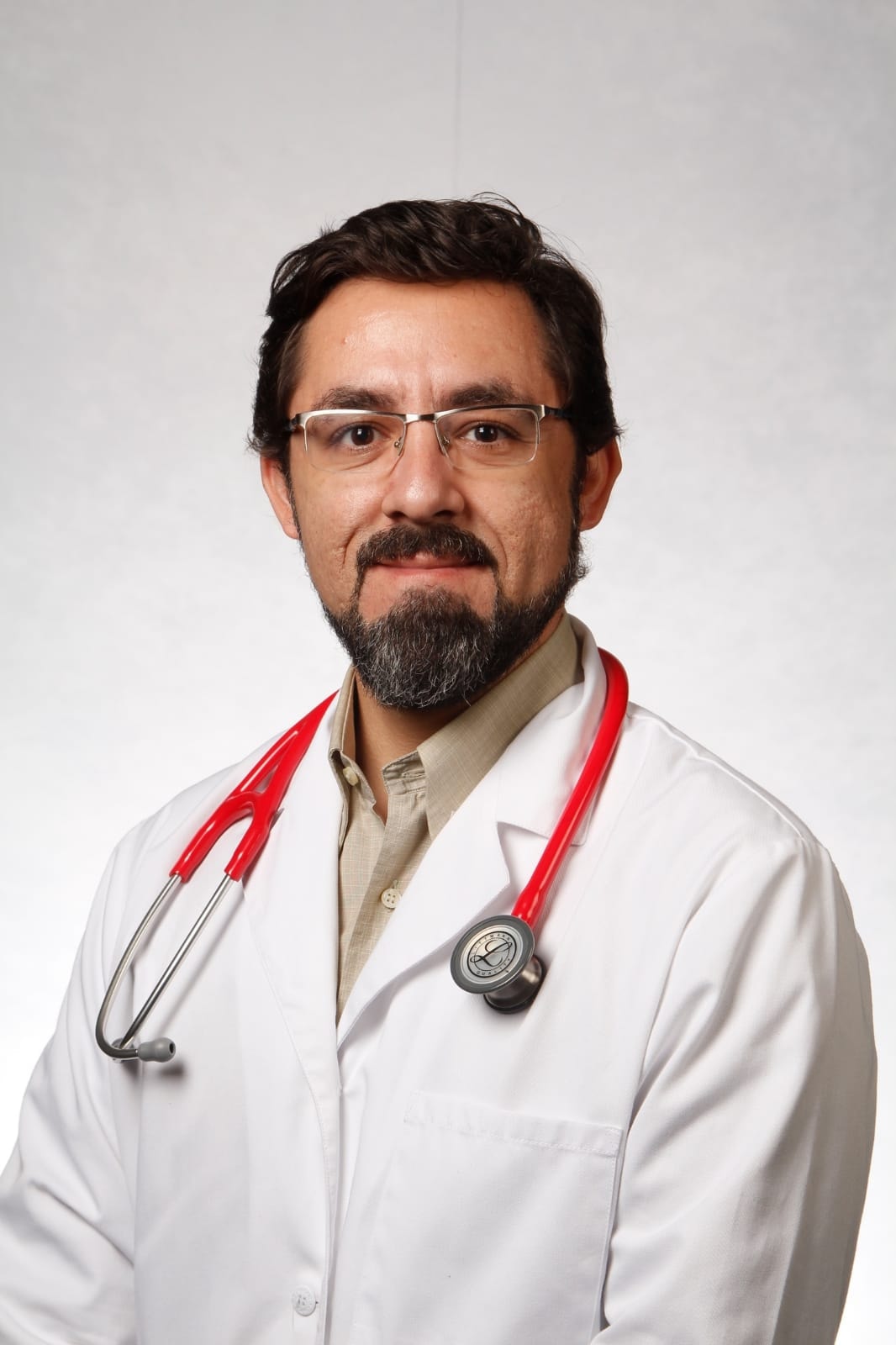 Dr. Ferrada, Pablo