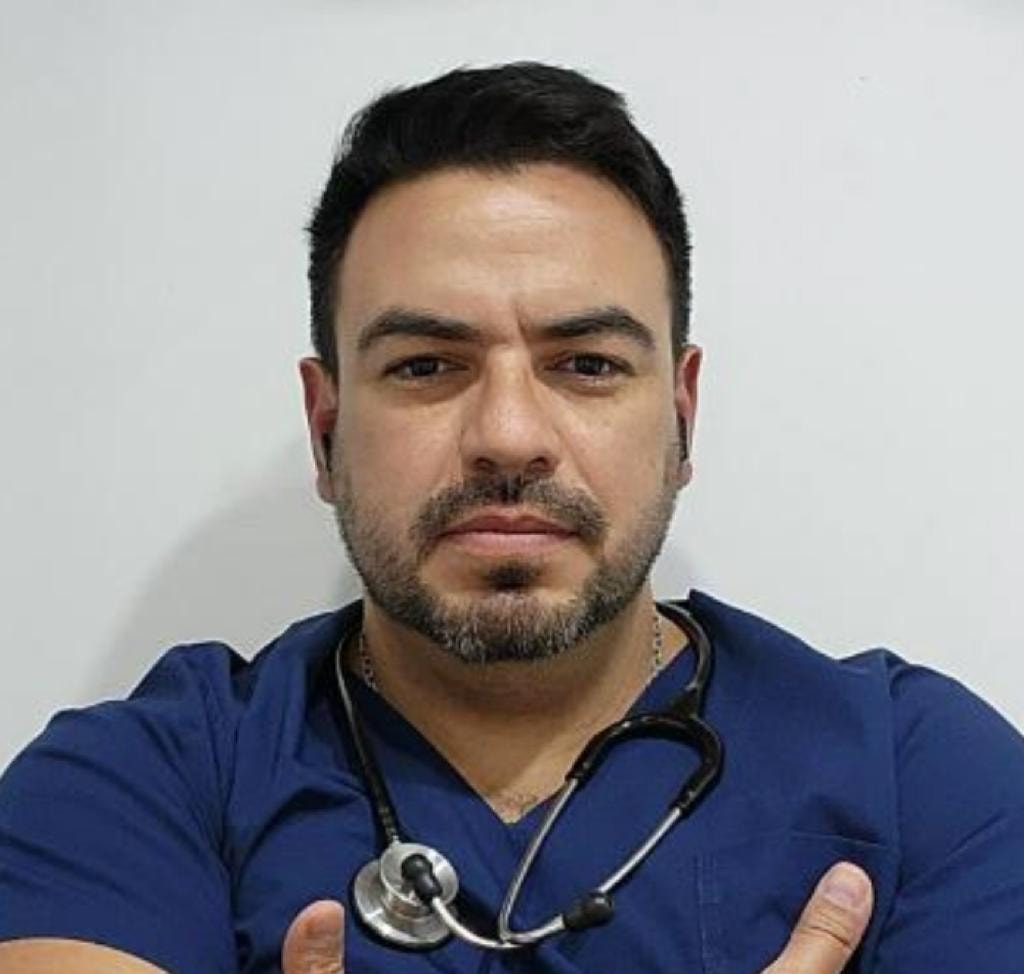 Dr. Gomez, Walter Sebastián