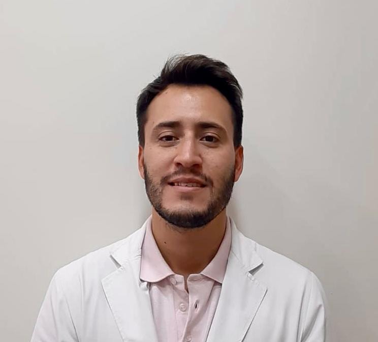 Dr. Paura, Agustín