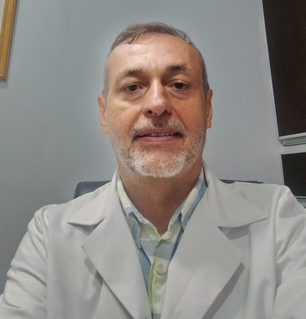 Dr. Pons, Alejandro